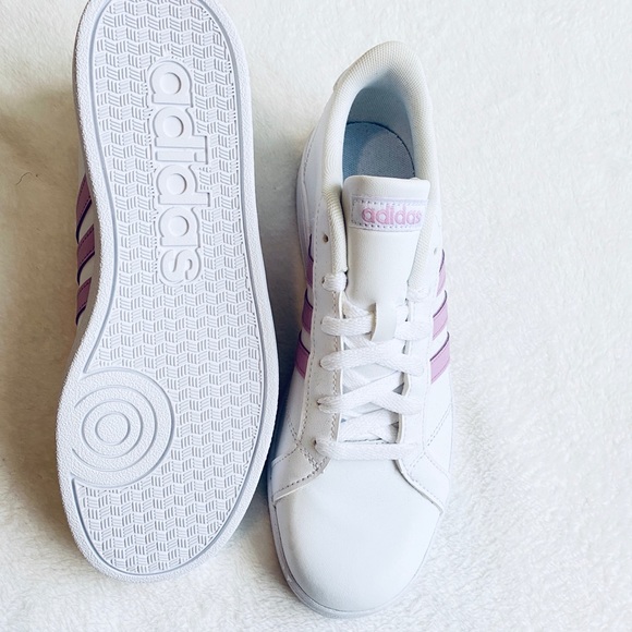 ‼️SOLD‼️Adidas Grand Court - Picture 4 of 4